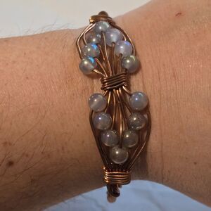 Handmade Copper Wire Wrapped Bracelet with labradorite Beads | Adjustable